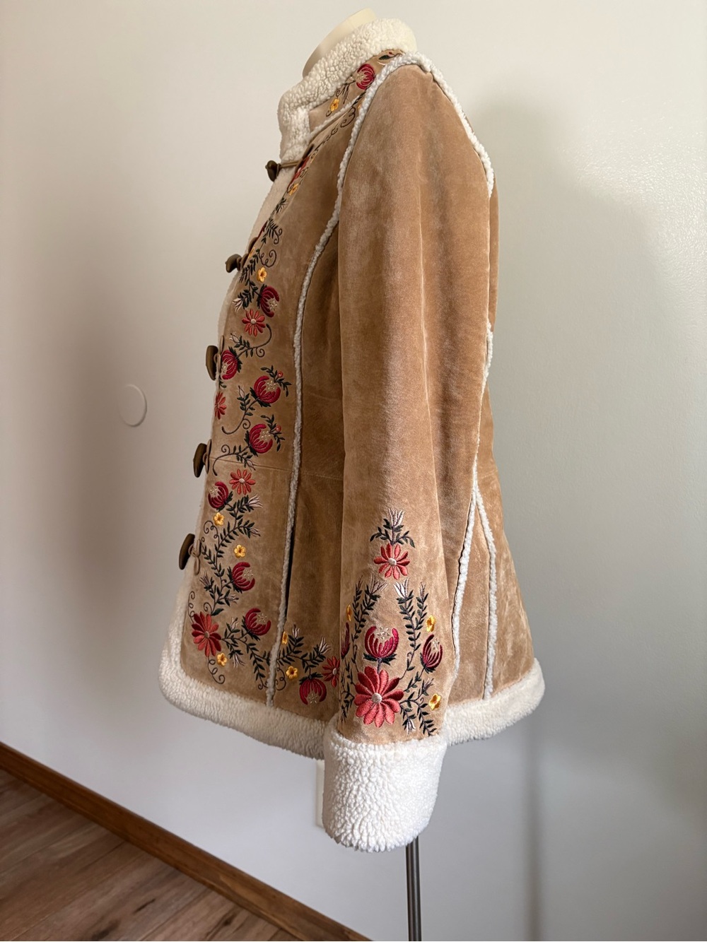 Vintage 90’s Floral Phoebe Embroidered Genuine Suede Leather Jacket Size Medium - Picture 3 of 16
